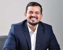 Prof. Dr. Caeverton de Oliveira Camelo