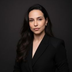 Profa. Ma. Emanuella de Azevedo Palhares Profa. Ma. Emanuella de Azevedo Palhares