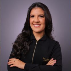 Profa. Esp. Layla Veneiz Profa. Esp. Layla Veneiz